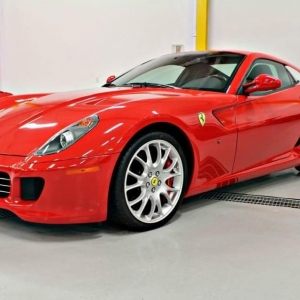 西班牙法拉利599 GTB Fiorano改装舞仕刚柔Amas 96K蓝牙模块
