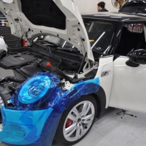 日本宝马MINI F56改装舞仕刚柔汽车功放！